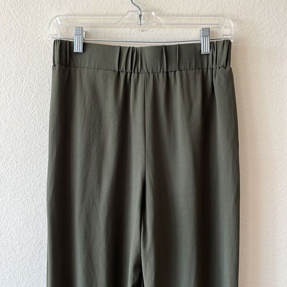 COS High Waist Cropped Lightweight Trousers - Picture 5 of 8